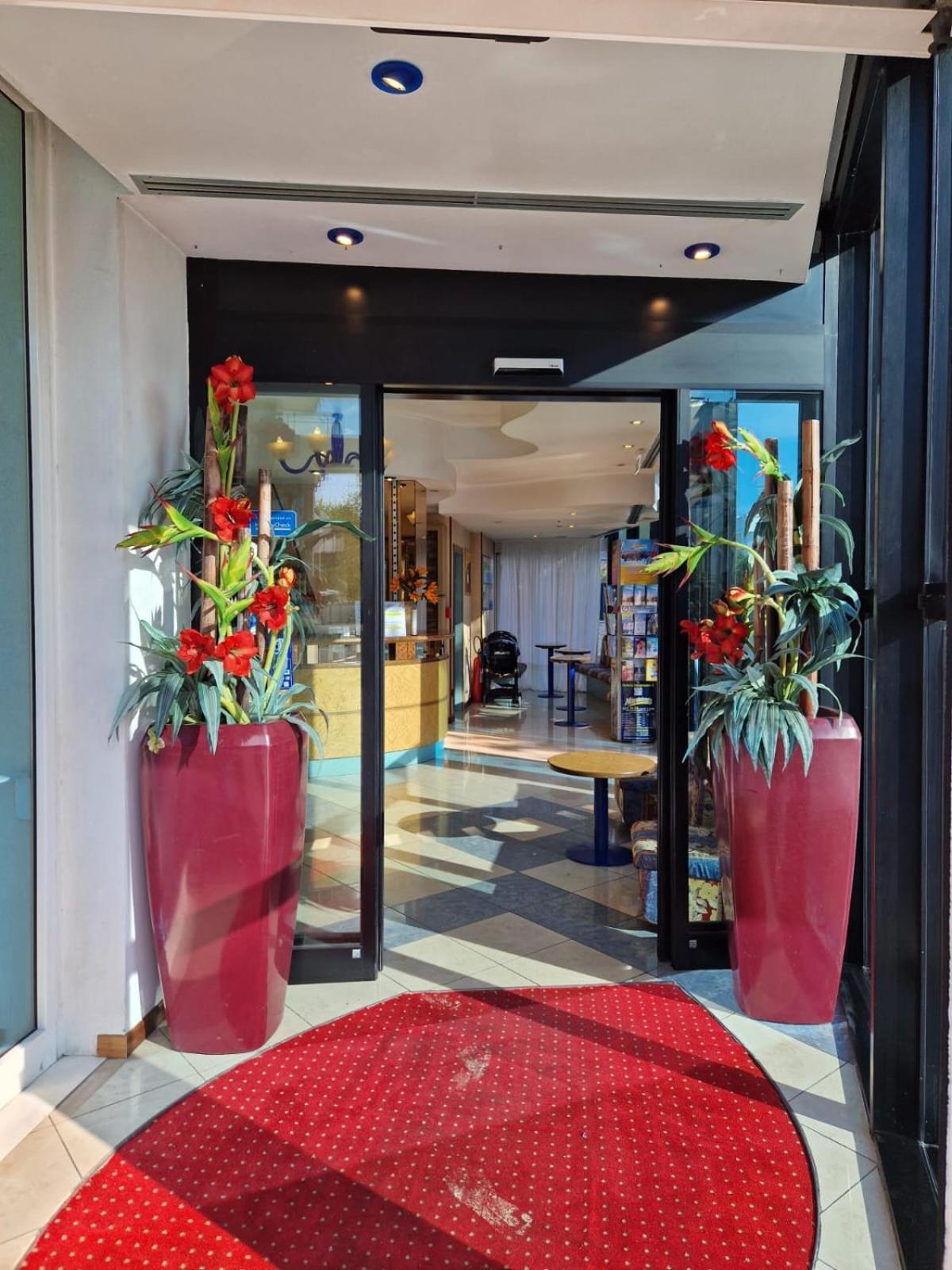 Hotel Soleblu Rimini Eksteriør bilde